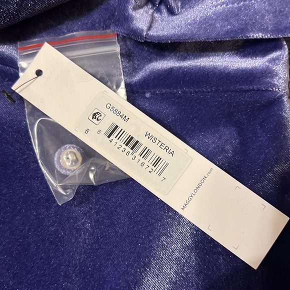 Maggy London Velvet Midi Dress in Deep Wisteria, Size 8, NWT - Picture 14 of 16